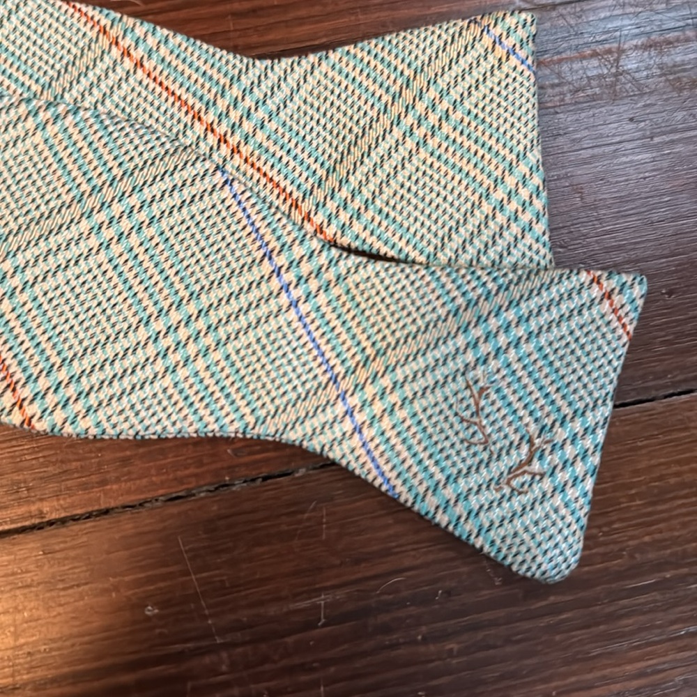 Southern Proper Bow tie